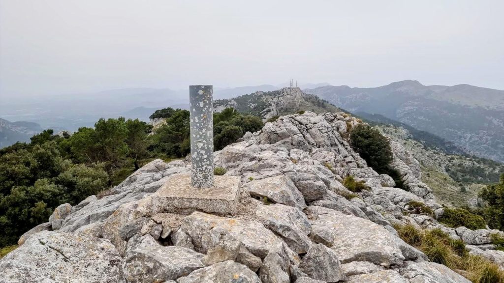PUIG d’ALFÀBIA por el Pas&nbsp;Llis