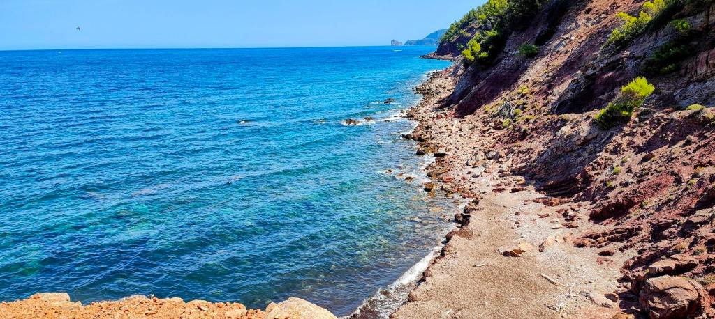 PLATJA DE S’HORT DE SA COVA desde Urbanización George&nbsp;Sand