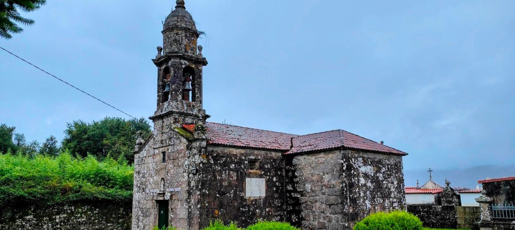 Iglesia de San Xián de Negreira