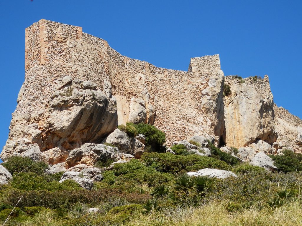 CASTELL DEL REI y CALA&nbsp;CASTELL