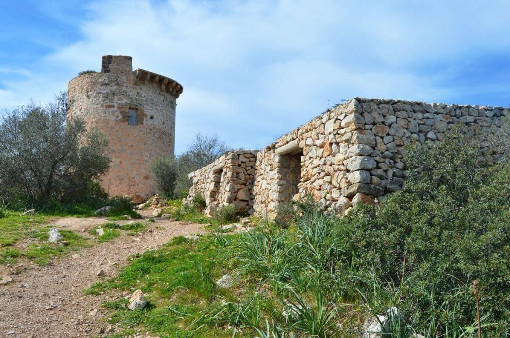 PUIG DE NA MARIÓ, CAP ANDRITXOL y CALÓ D’EN MONJO desde&nbsp;Peguera