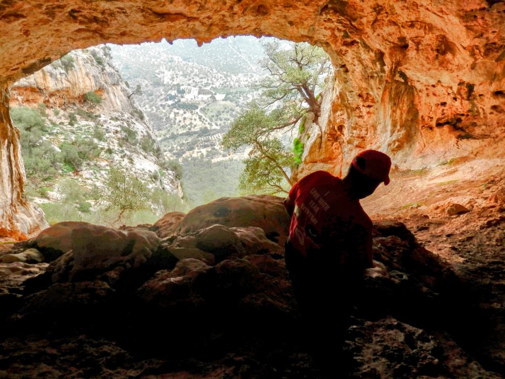CASTELL D’ALARÓ Y COVA DE SANT ANTONI desde&nbsp;ORIENT