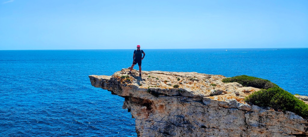 DE CALA LLOMBARDS AL CALÓ DES&nbsp;MARMOLS